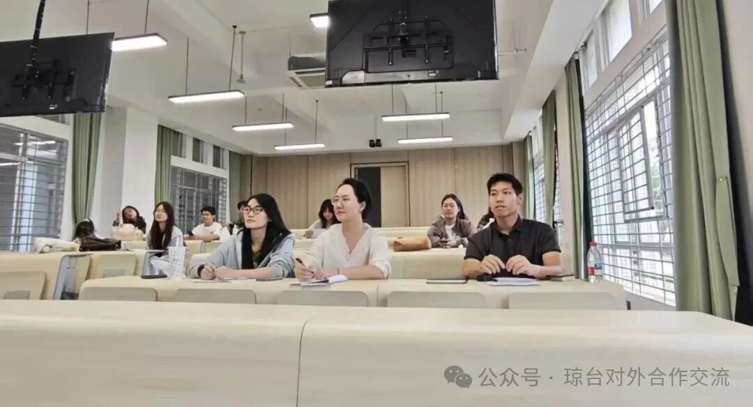 精绘职业蓝图 深耕国际视野——琼台师范学院北安普顿国际学院职业规划大赛圆满收官